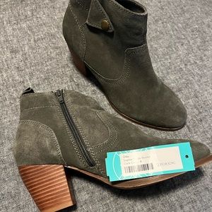 Grey sued booties